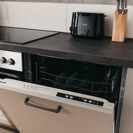 Atlas 5 Oberhausen, 3 Zimmer, Naehe Bahnhof, Westfield Centro Appartement *