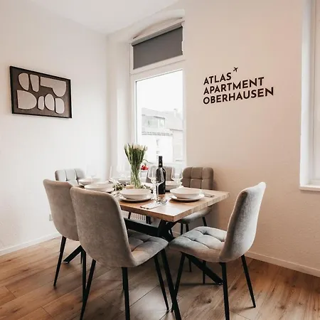 Atlas 5 Oberhausen, 3 Zimmer, Naehe Bahnhof, Westfield Centro Appartement *