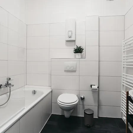Atlas 5 Oberhausen, 3 Zimmer, Naehe Bahnhof, Westfield Centro Appartement Oberhausen (North Rhine-Westphalia)